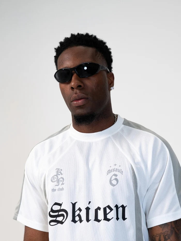 Y2K Shield - Oversized Dark Lens Sunglasses with UV Protection for Unisex Streetwear 5